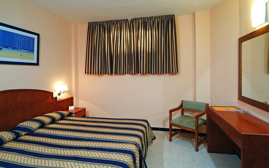 Leonardo Suites Hotel Ibiza Santa Eulalia Exterior foto